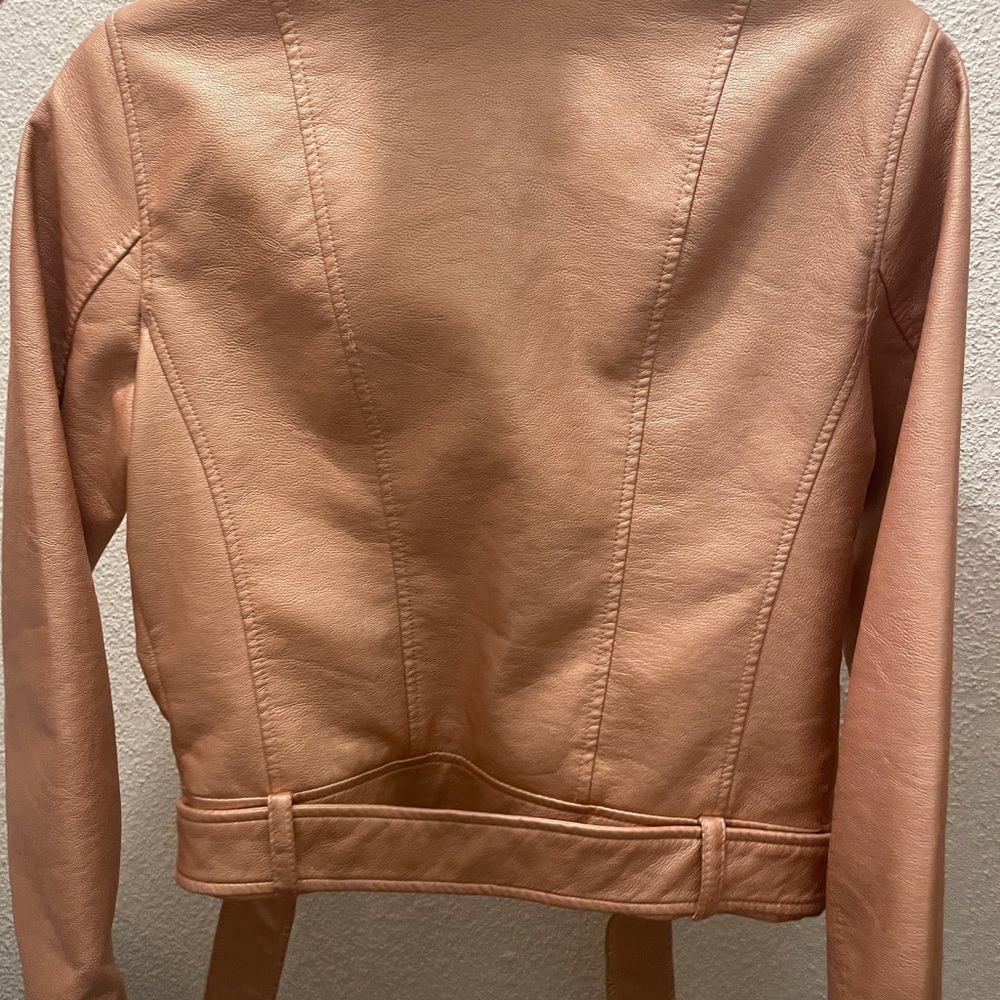 NWOT Collection B New York Rose Gold Faux Leather Jacket M - Picture 2 of 7